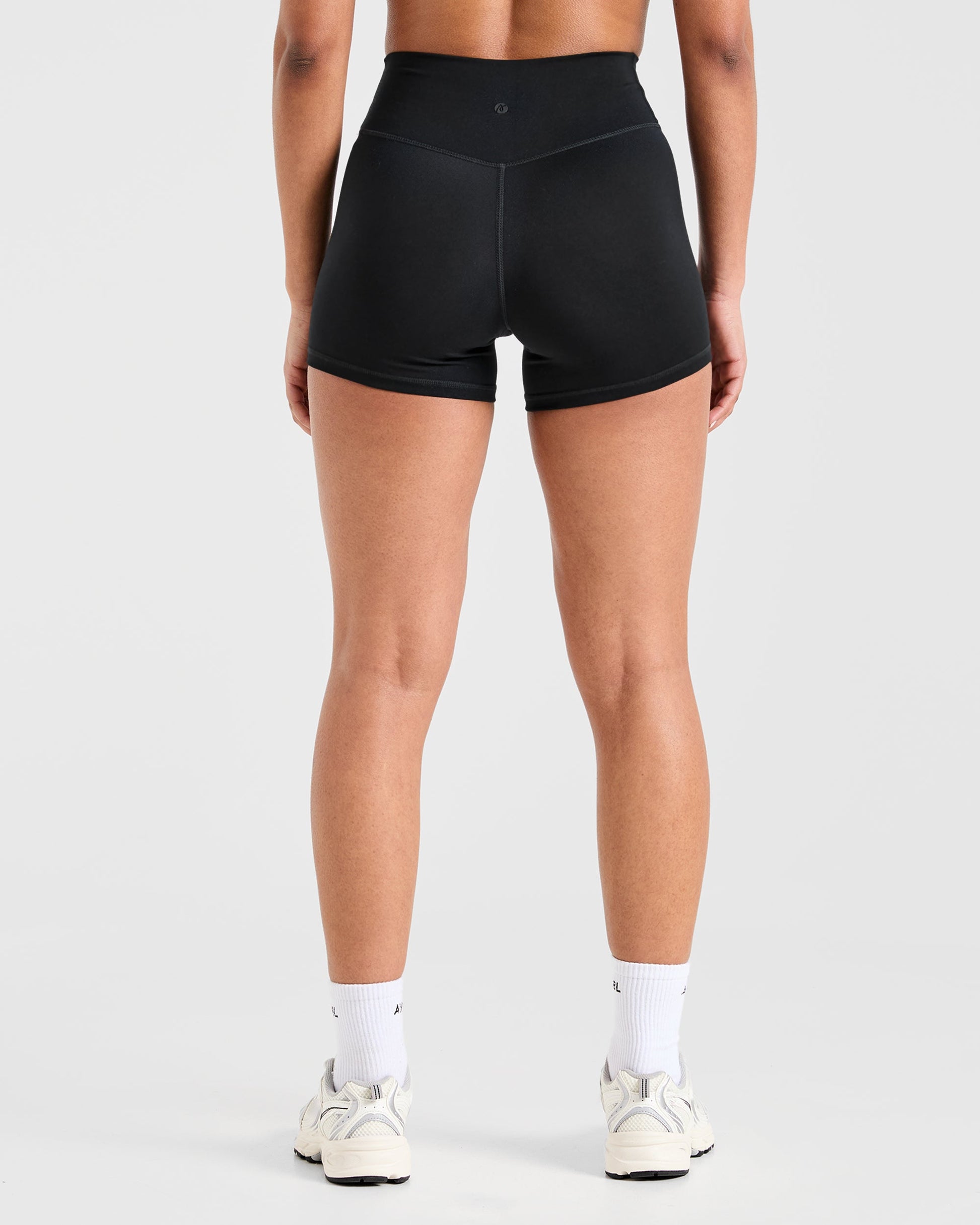 Staple Shorts - Noir