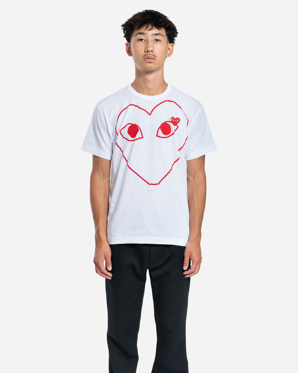 T-Shirt Outline Heart Red
