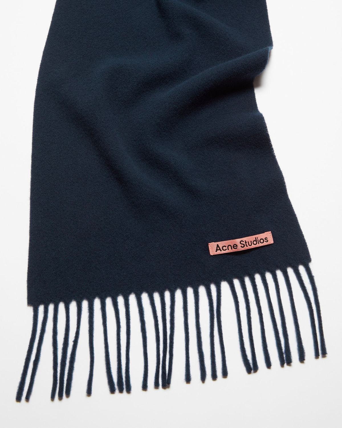 Écharpe Très Fine en Laine à Franges