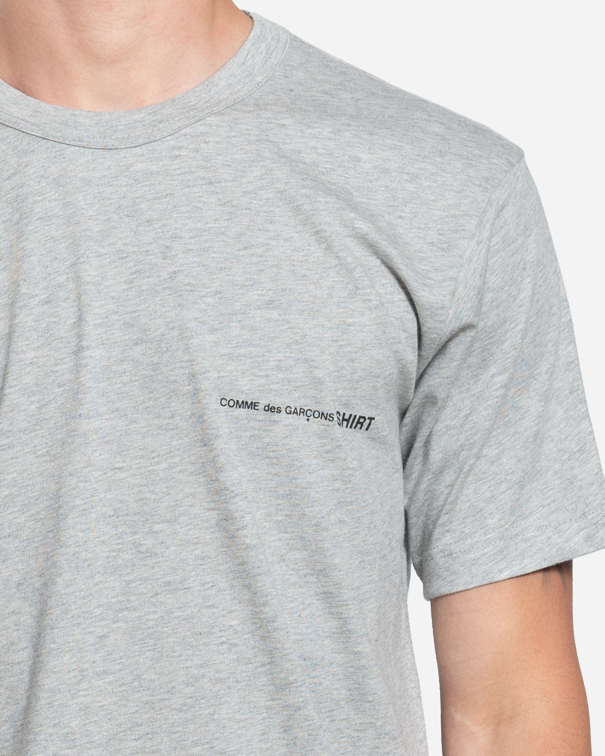 T-Shirt Manche Courte à Logo Poitrine