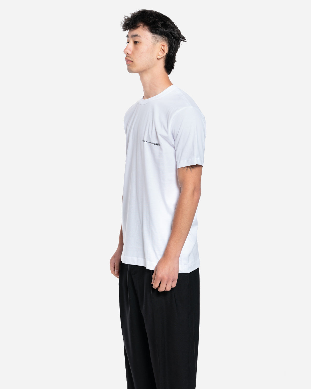 T-Shirt Manche Courte à Logo Poitrine