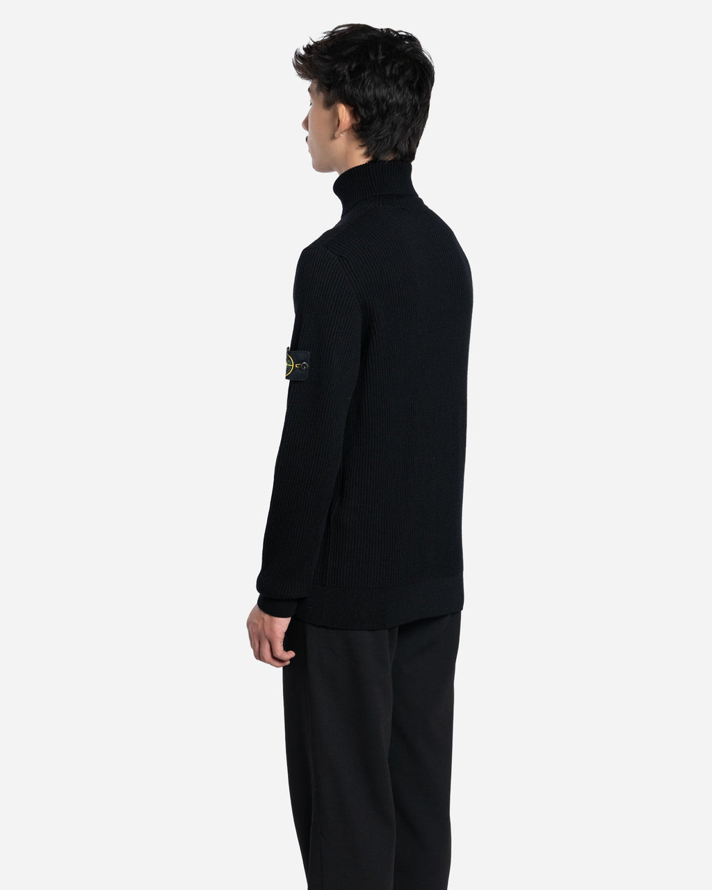 Pull à Col Roulé Finement Côtelé