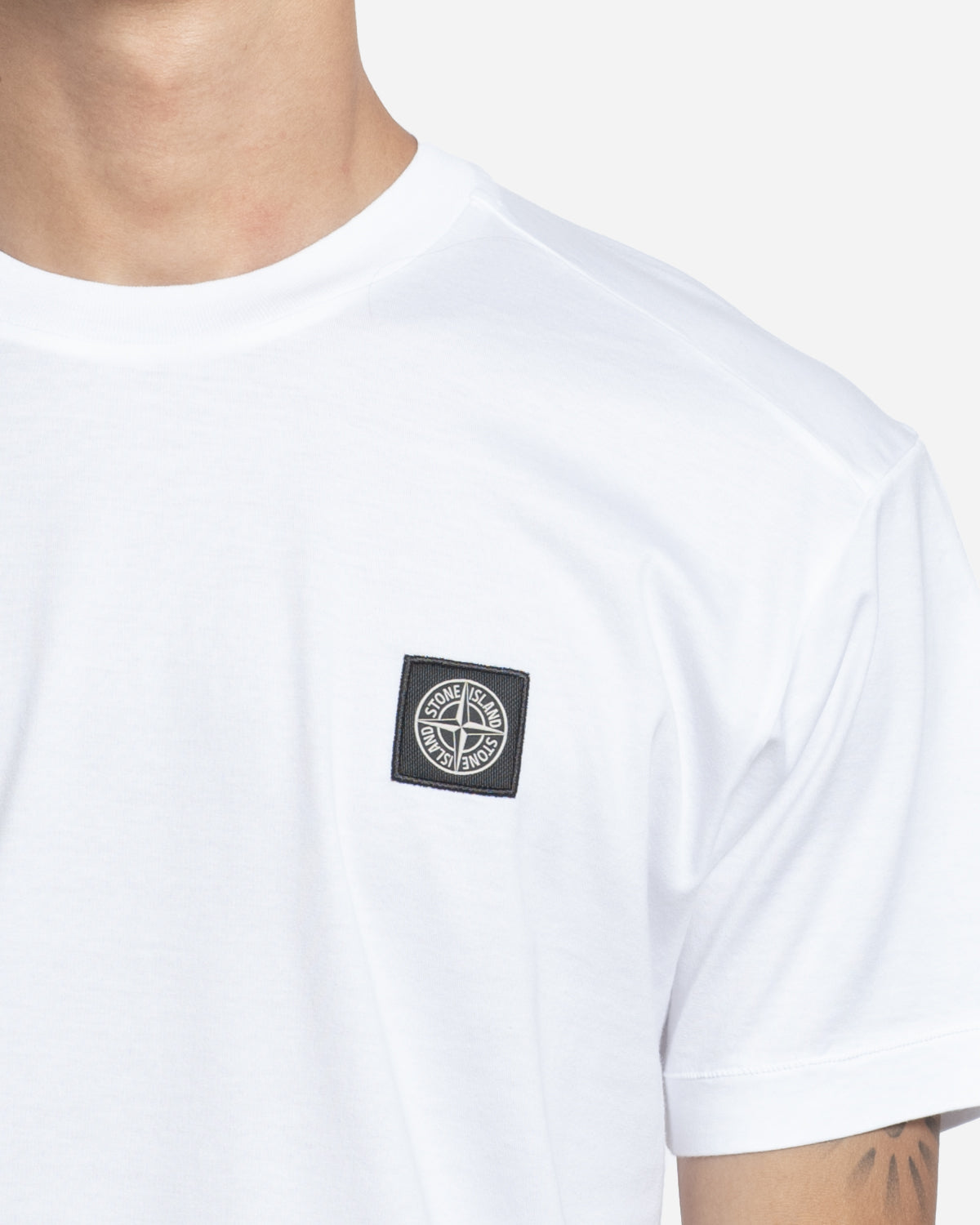 T-Shirt à Écusson Blanc