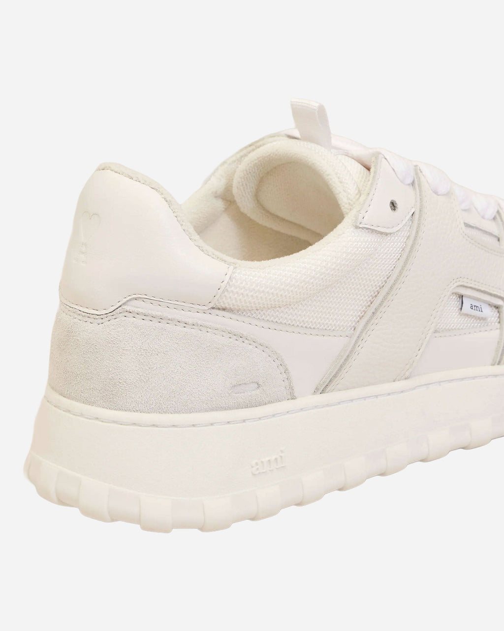 Baskets A Walk Blanches Basses En Cuir Lisse